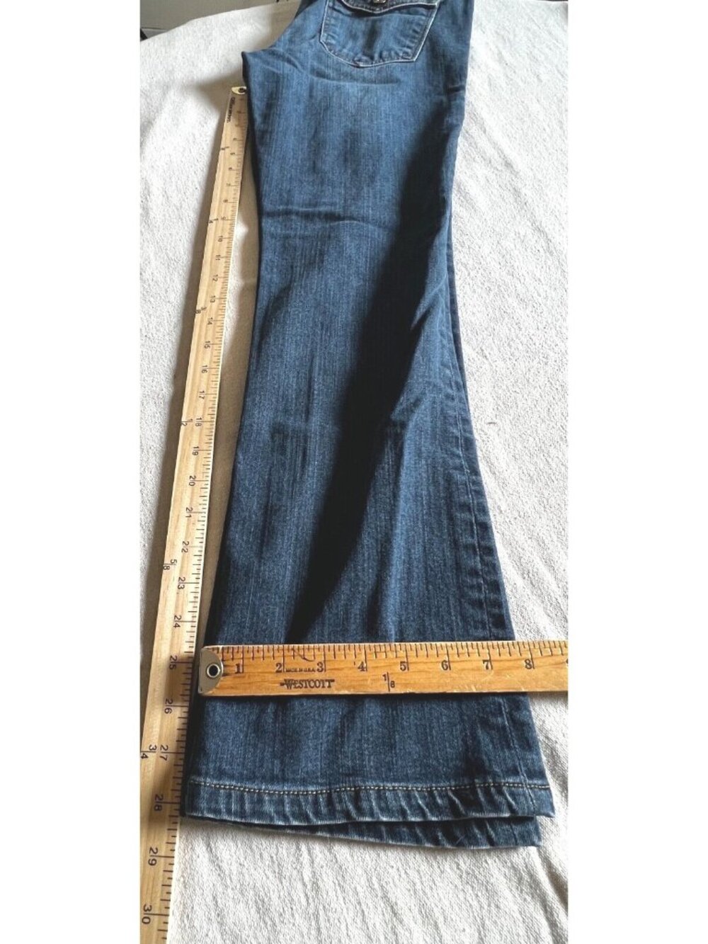 Tommy Hilfiger Womens Jeans  30x28 Size 6 Blue Low Rise Boot Medium Wash Denim - Picture 7 of 7